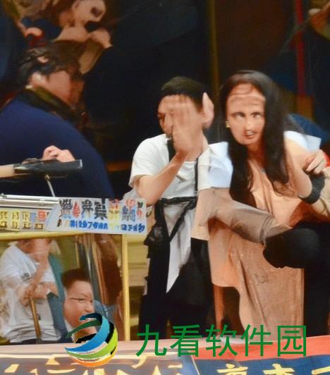 宝宝腿抬起来怎么回事、宝宝腿抬起来的原因解析及应对方法分享