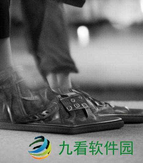 光影交织下的美女全身魅力展现与美丽诠释